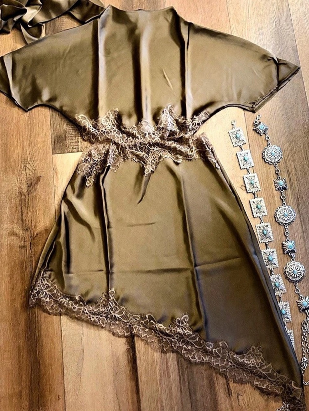 Brown Satin Lace Robe - Picture 4 of 7